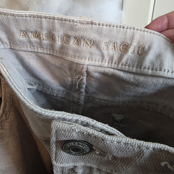 Distressed Beige Jeans - Picture 7 of 10